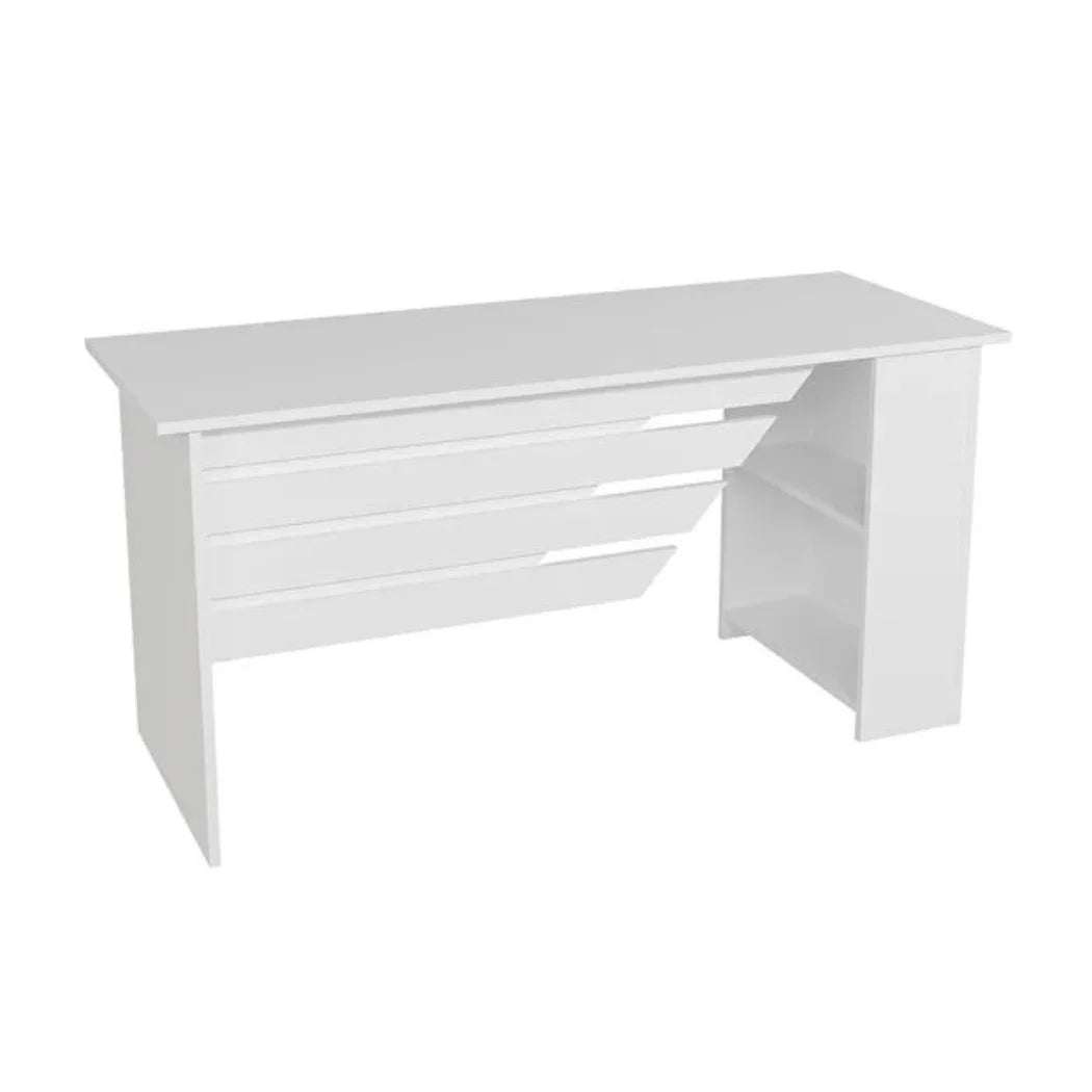 D42 Straight Desk